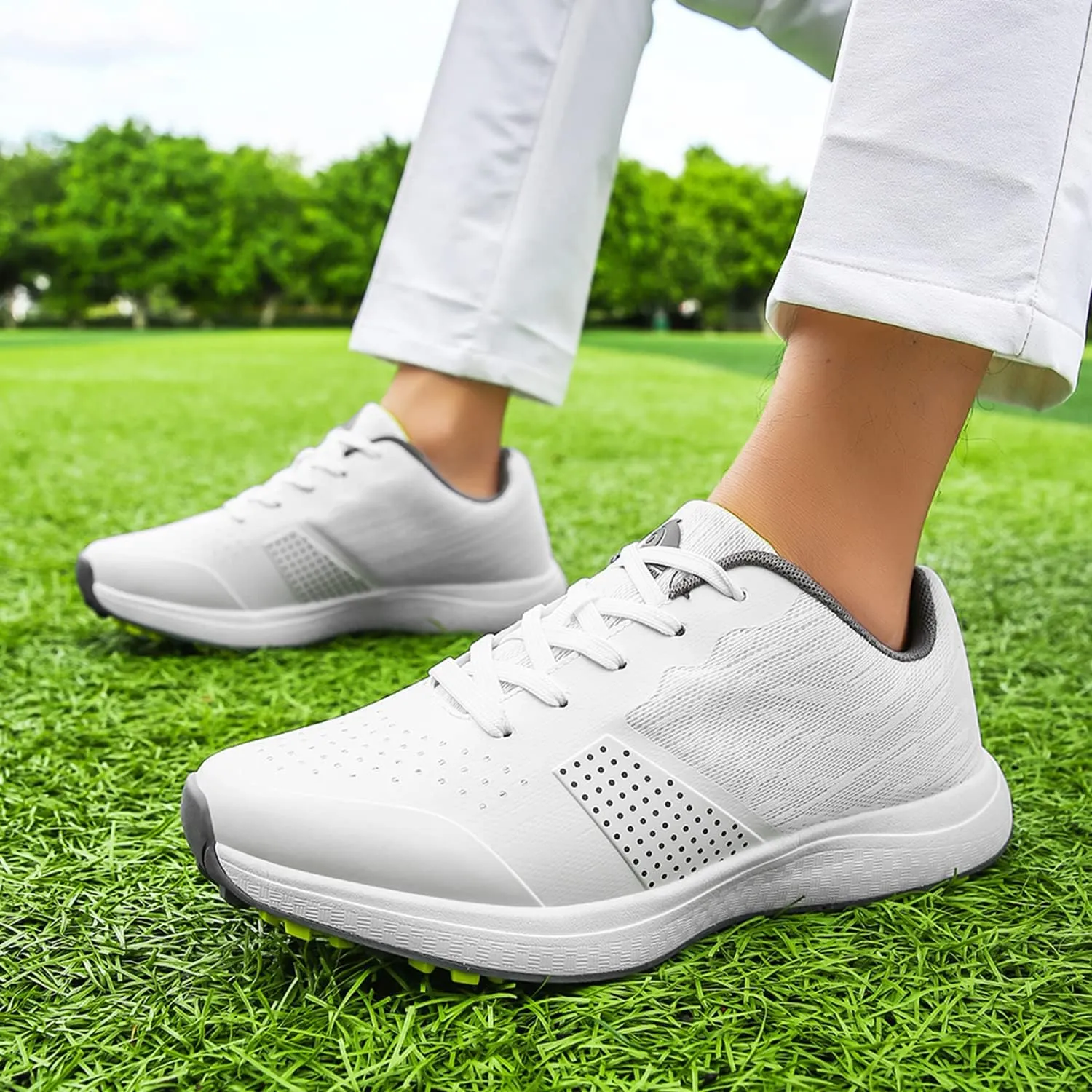 Golf Shoes Men Professional Golf Wears Breathable Spikeless Golfers Sneakers Anti Slip Walking Footwears