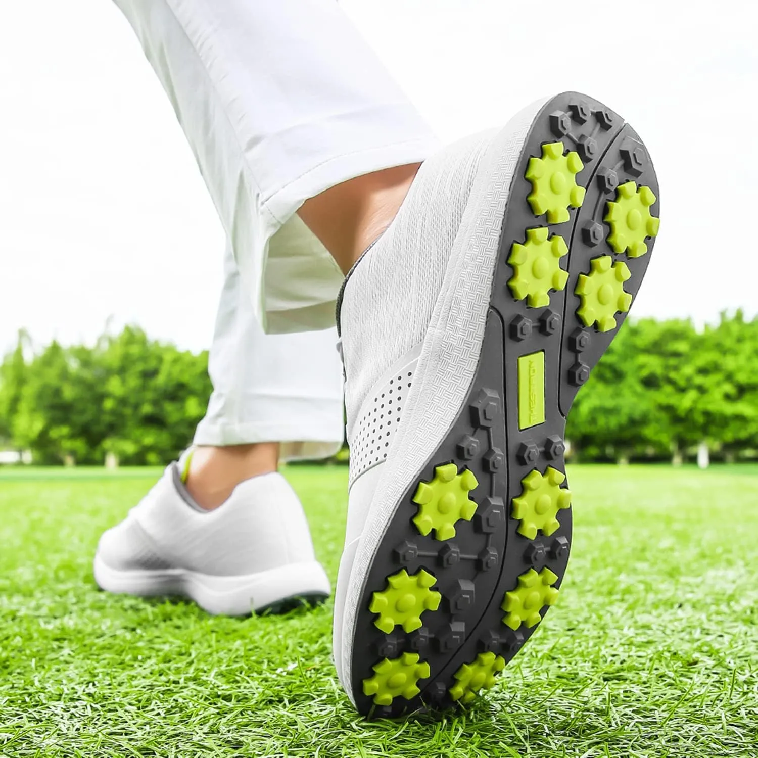 Golf Shoes Men Professional Golf Wears Breathable Spikeless Golfers Sneakers Anti Slip Walking Footwears