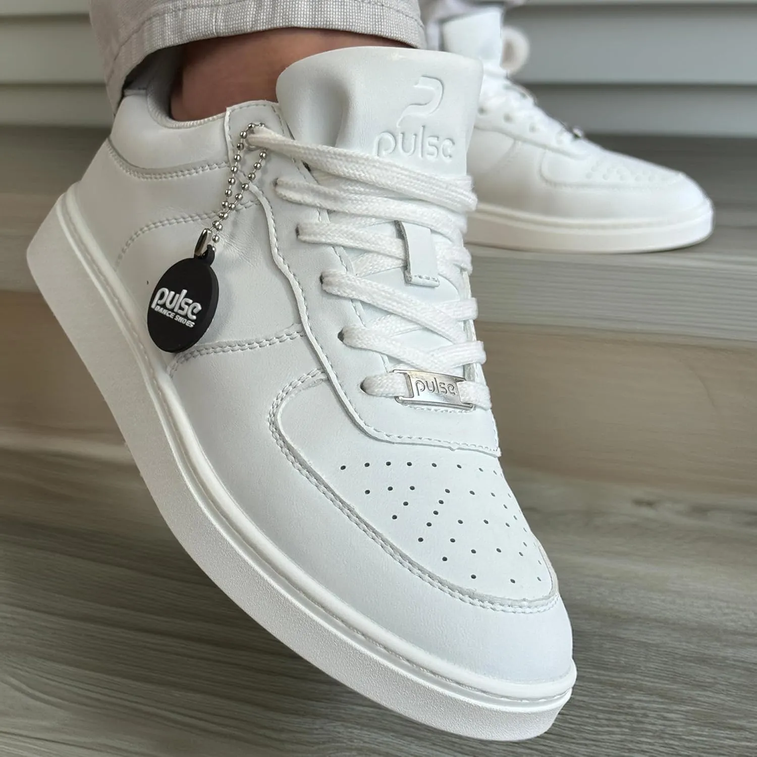 Unisex Dance Sneakers Spin Sole Comfortable Breathable Lightweight Premium Men's and Women's Dance Shoes for Dancing On All Surfaces